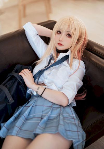 漂亮的女学生bd高清3